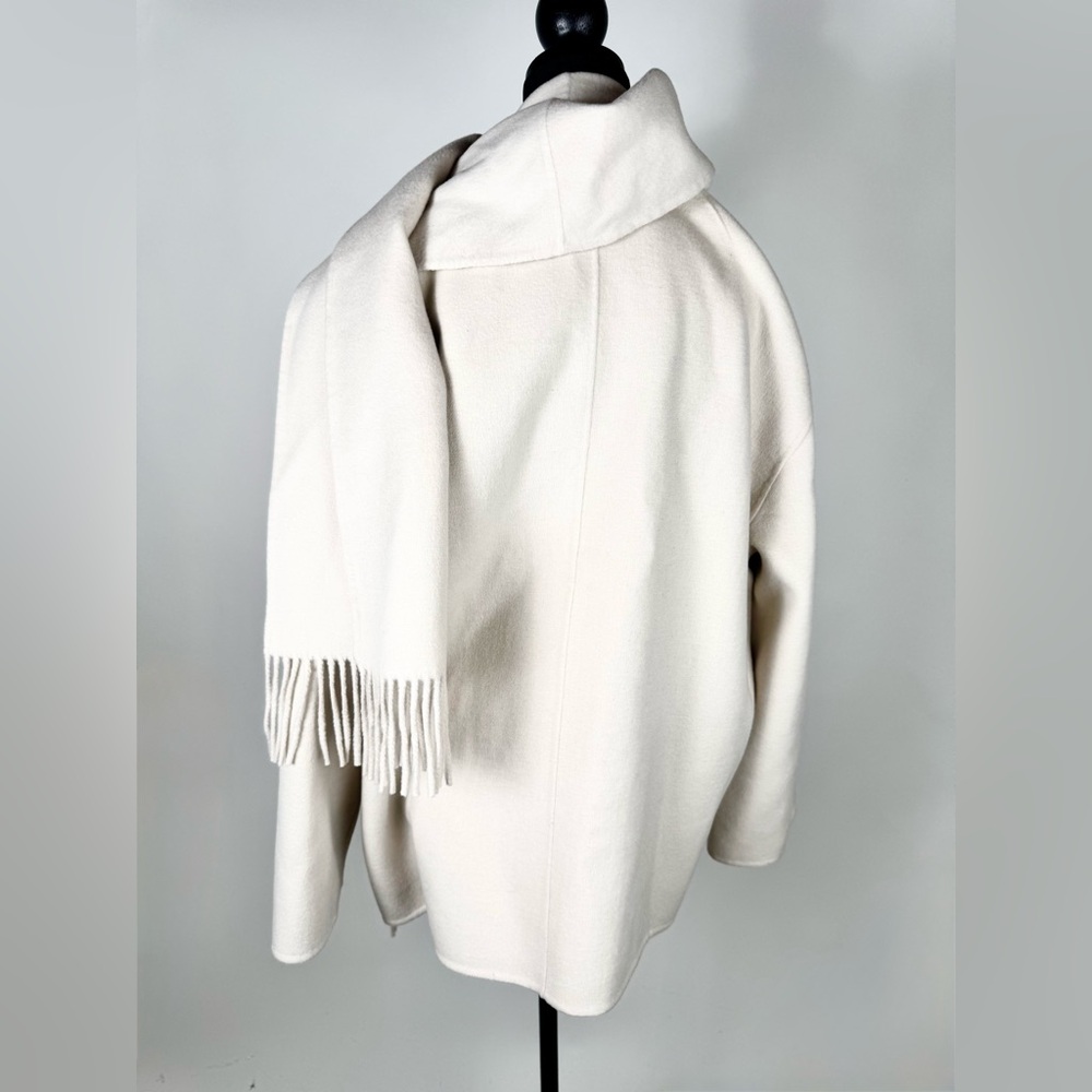 COS Coat Size SM - Picture 6 of 7